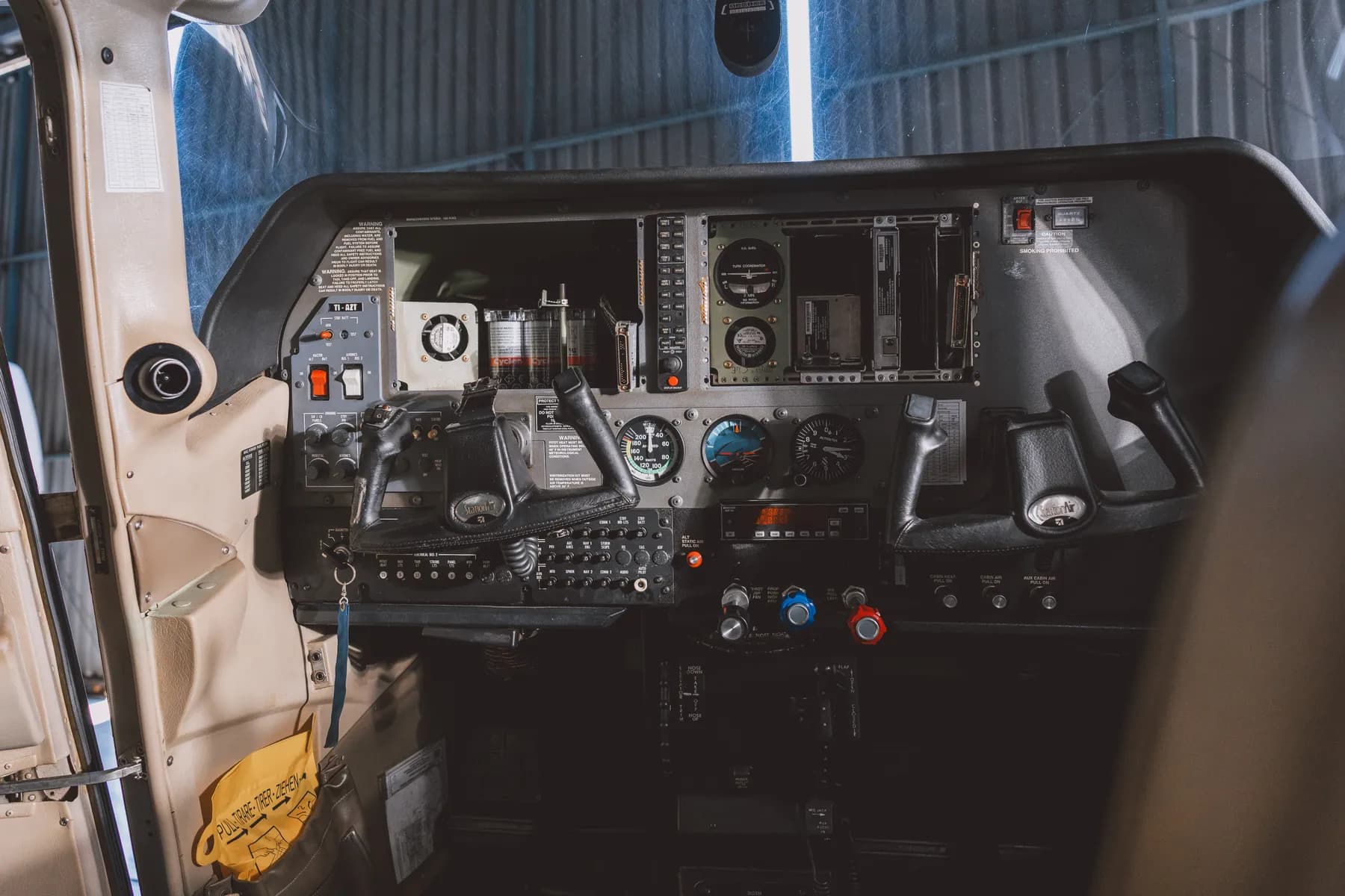 Avionics Lab at Aerocorp — photograph 10