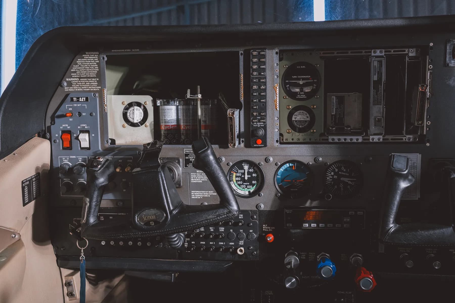 Avionics Lab at Aerocorp — photograph 13