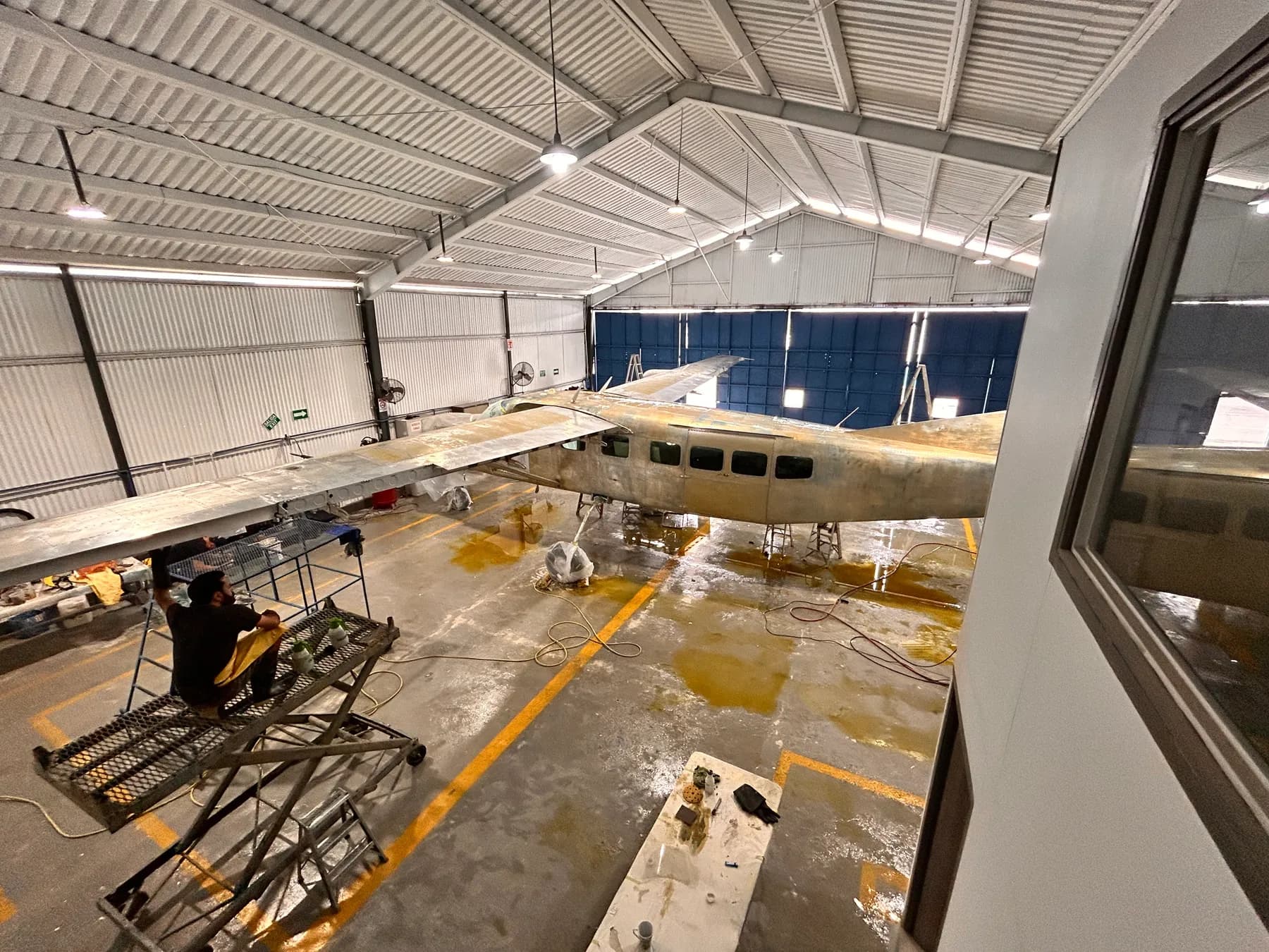 Paint Shop at Aerocorp — photograph 4
