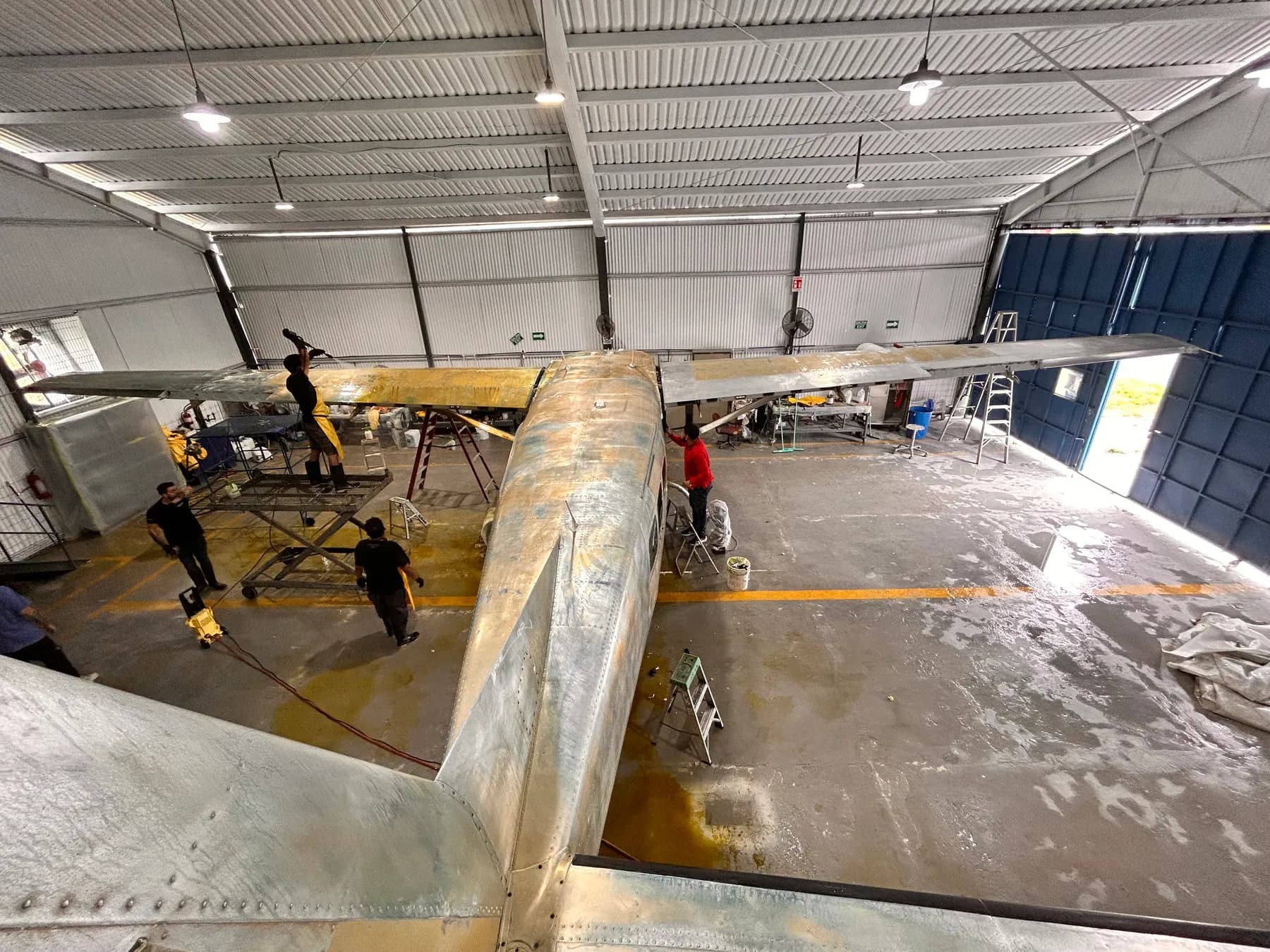 Paint Shop at Aerocorp — photograph 6