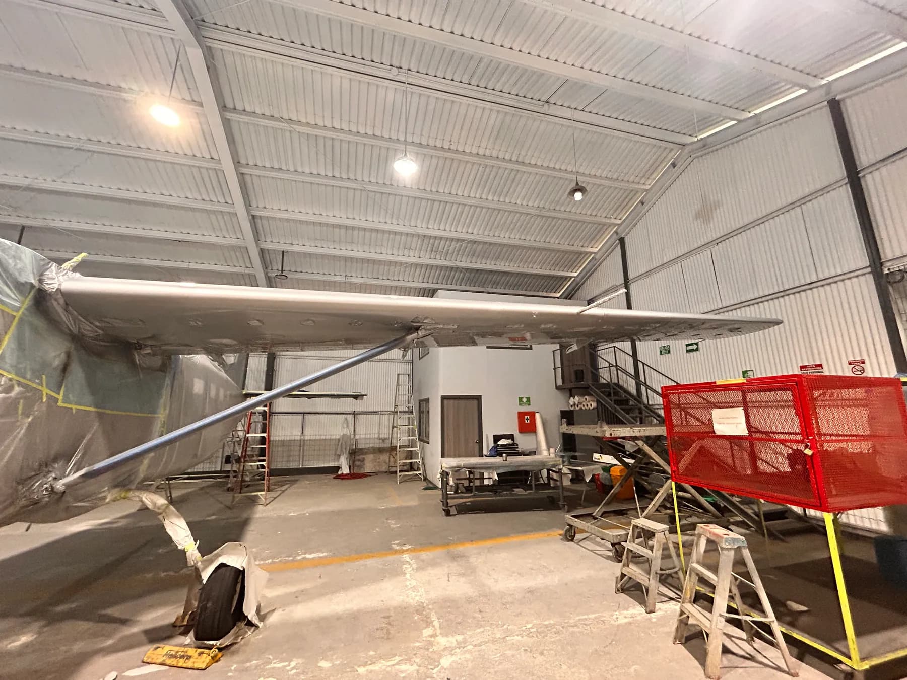 Paint Shop at Aerocorp — photograph 22