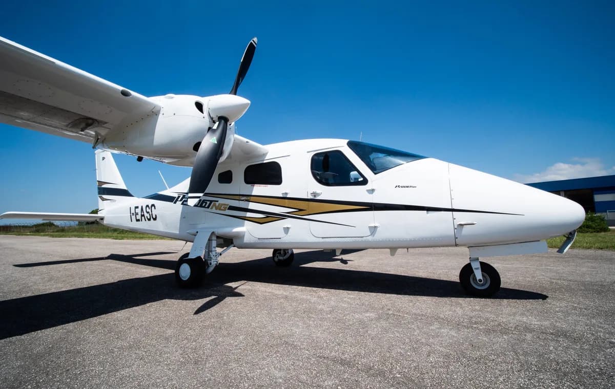 P2006T — aeronave