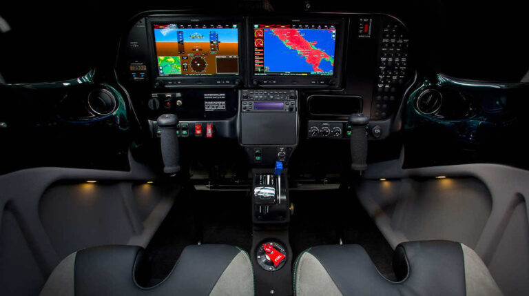 p2002Sierra-interior-7OK